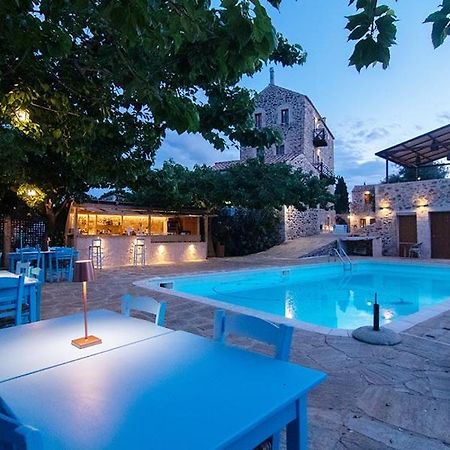 Petropoulakis Tower Hotell Jýthio Eksteriør bilde